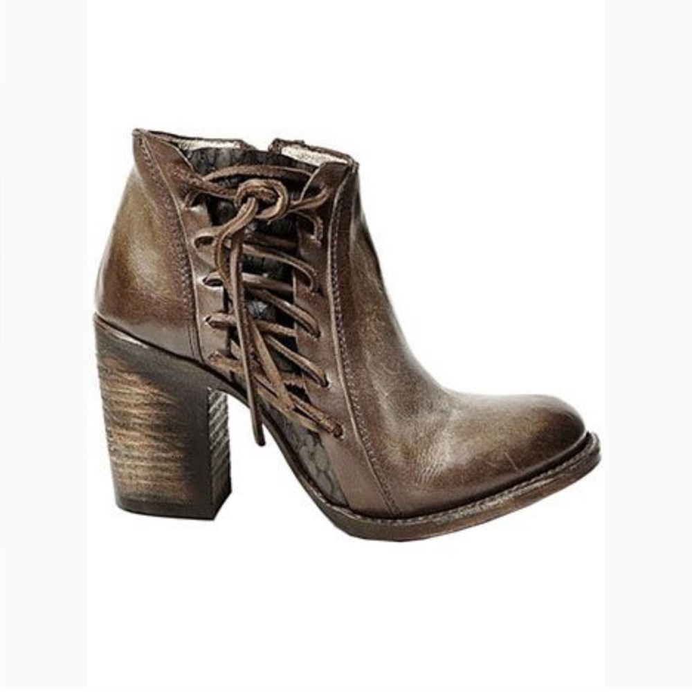 Free Bird Brook style Brown Leather Ankle Boots